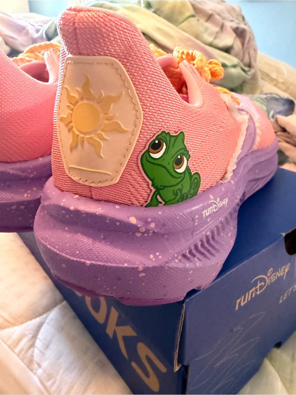 Brooks Women's runDisney Rapunzel Running Shoes with Yellow Laces - Picture 4 of 6